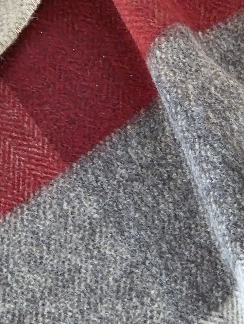 Fraas Plaid Scarf Made in Germany Maroon Gray Tan 14 x 72 Unisex SOFT Fringed
